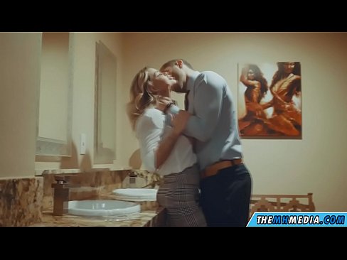 ❤️ Калі грудастая бландынка спакушае цябе ў грамадскім туалете ️ Порна на be.sexygirlspics.ru ❌❤